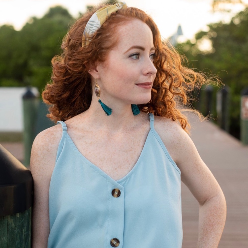 Meet your Posher, Crystal